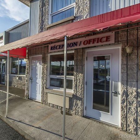 Econo Lodge Cabano Eksteriør bilde