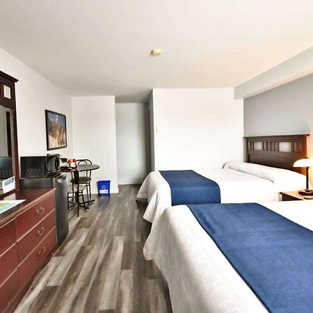 Econo Lodge Cabano Eksteriør bilde