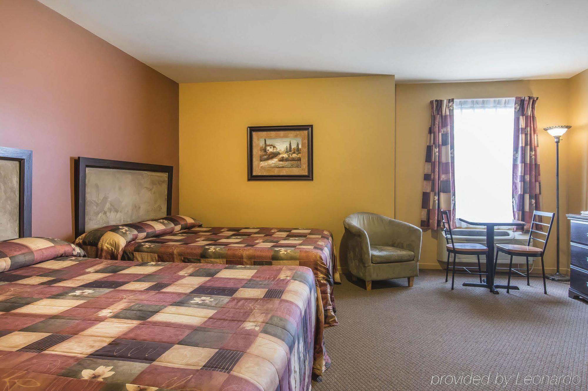 Econo Lodge Cabano Eksteriør bilde