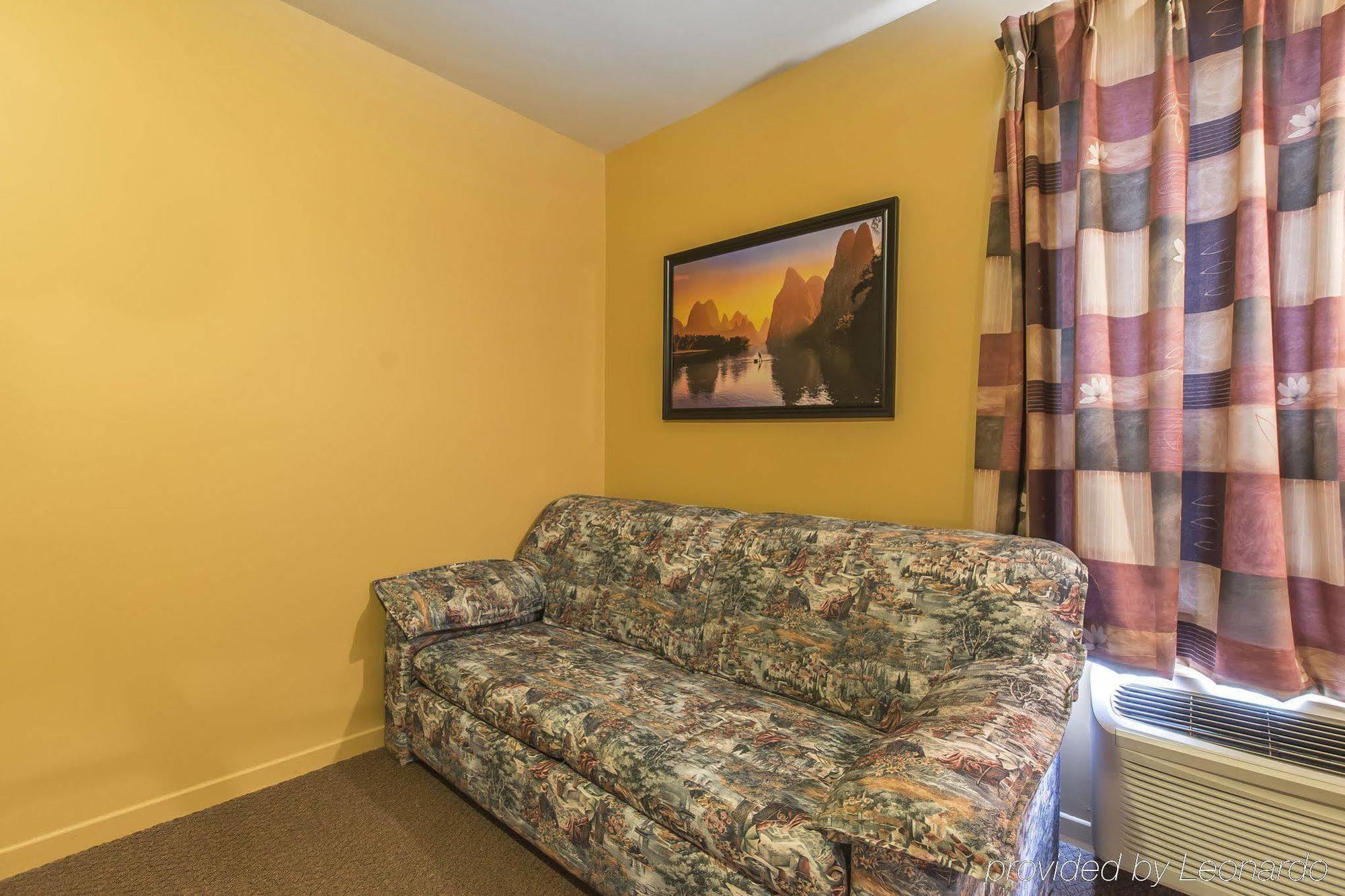 Econo Lodge Cabano Eksteriør bilde